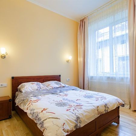 Apartment On Svobody Lviv Dış mekan fotoğraf