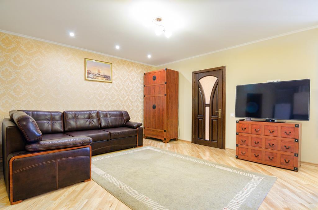 Apartment On Svobody Lviv Dış mekan fotoğraf